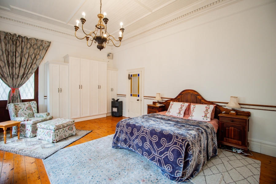 5 Bedroom Property for Sale in Mostertsdrift Western Cape